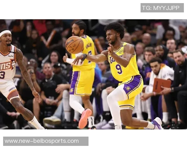 明日湖人客场挑战太阳克莱伯里夫斯与布朗尼因伤缺阵影响战局